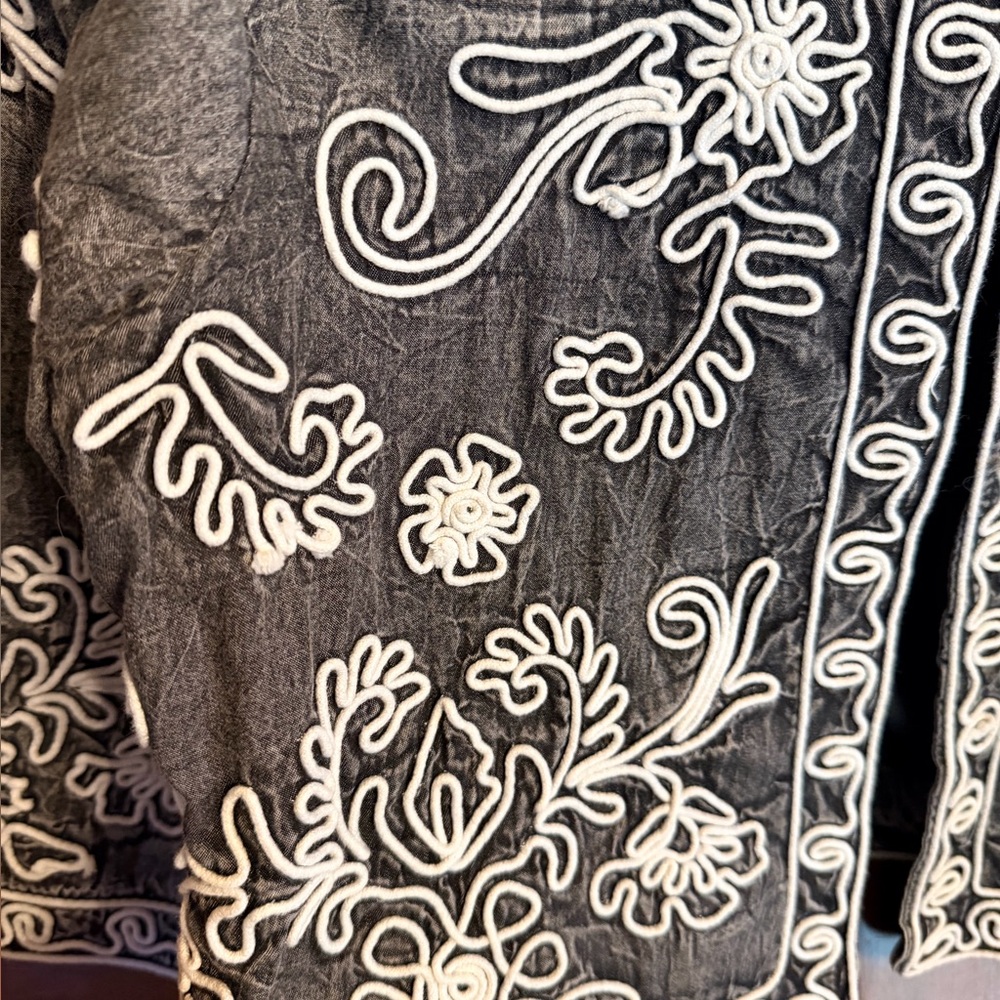 Soft Surroundings Wildwood Bolero Embroidered Jacket Acid Wash Gray White - Picture 5 of 11